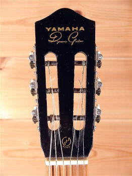 YAMAHA Dynamic Guitar No20 '60s4.jpg